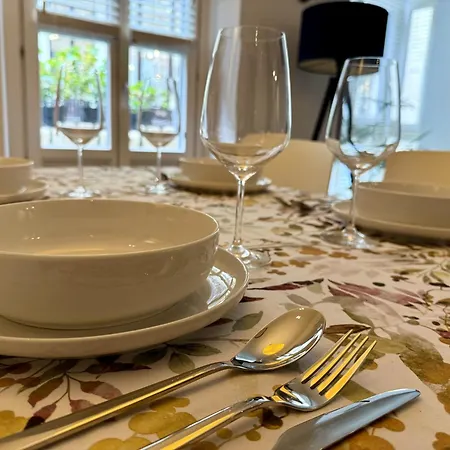 Апартаменты Luxury In The Heart Of Бильбао